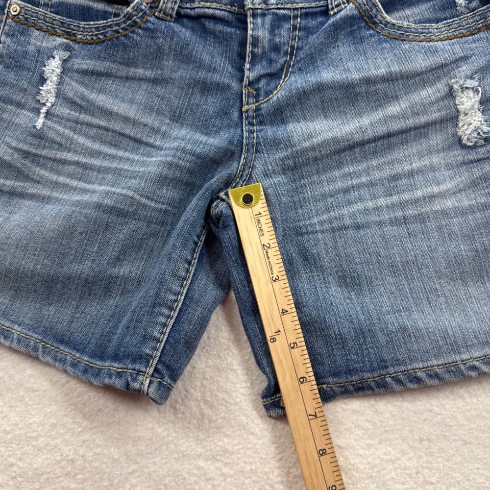 Y2K Vanilla Star Low Rise Denim Shorts McBling Embroidered Flap Pocket Sz 9 - Picture 6 of 11